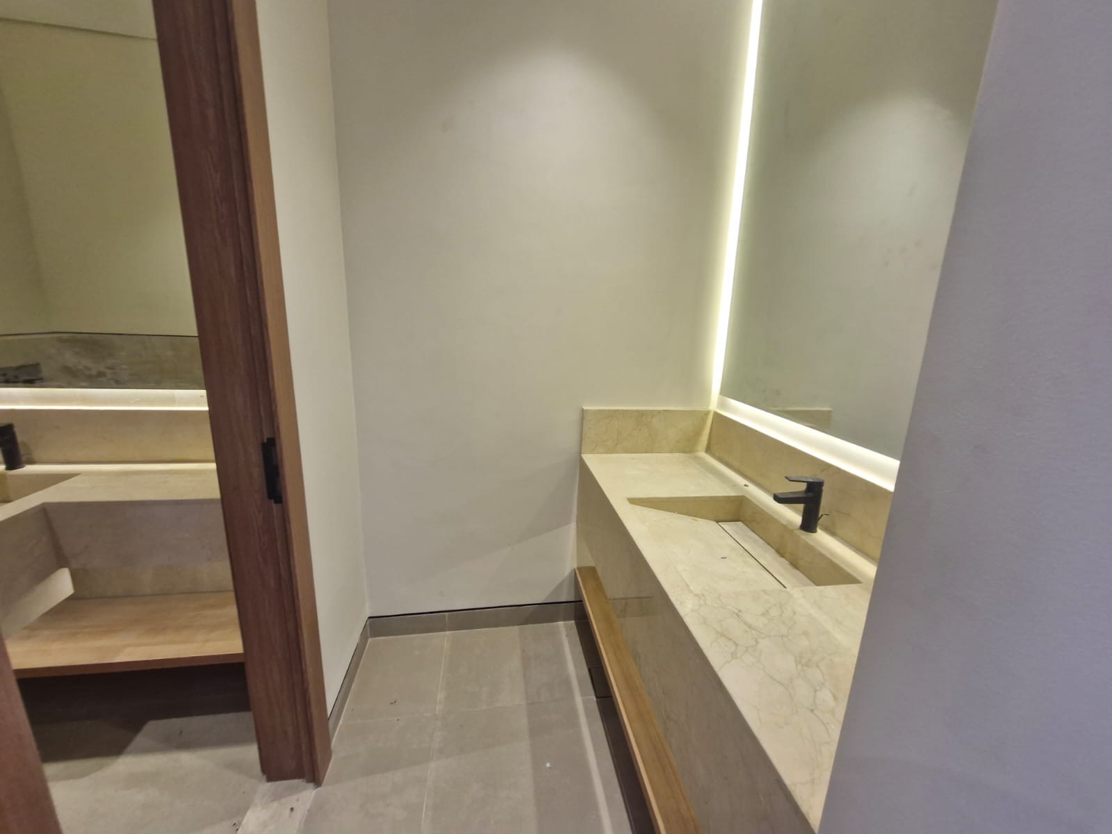 🏡 Luxury Villa for Rent in Ewan Sedra 2 (tuwaiq villa) – Roshn Front